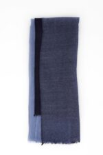 Stola lana seta jacquard blu - immagine 2